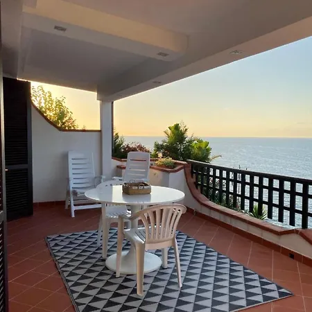 Terrazzo Sul Mare *